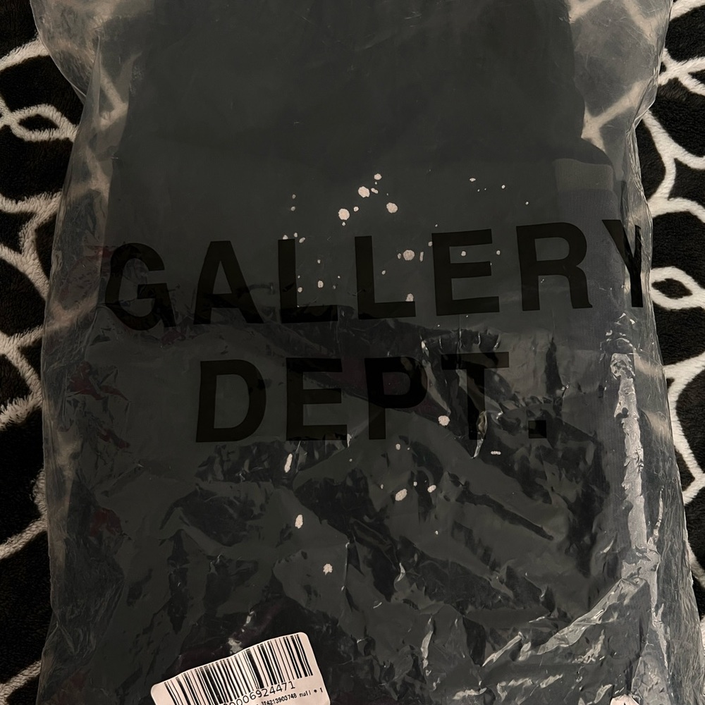 Gallery Dept. Black T-Shirt